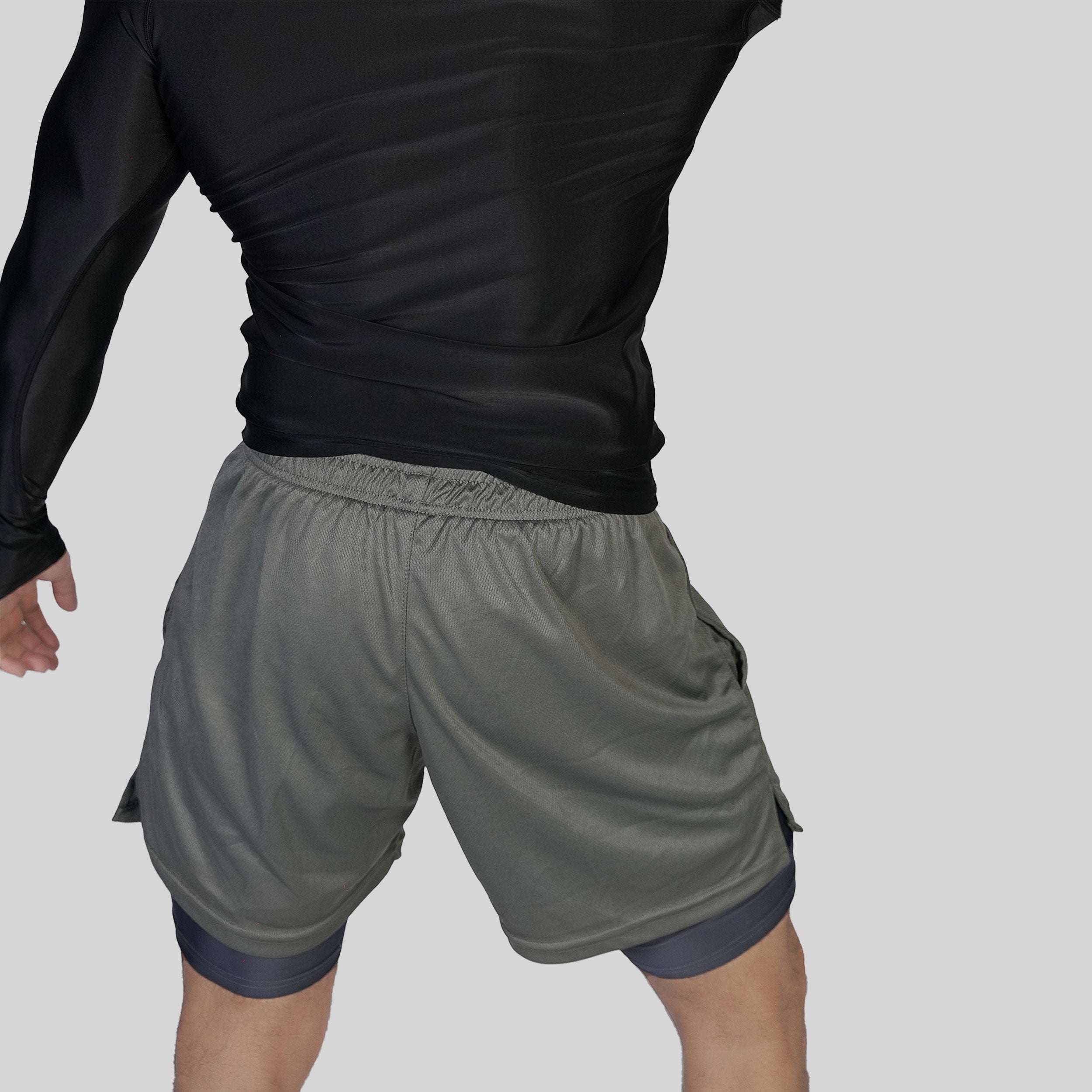 Men's Performance Tech Loose-Fit Grey Shorts
