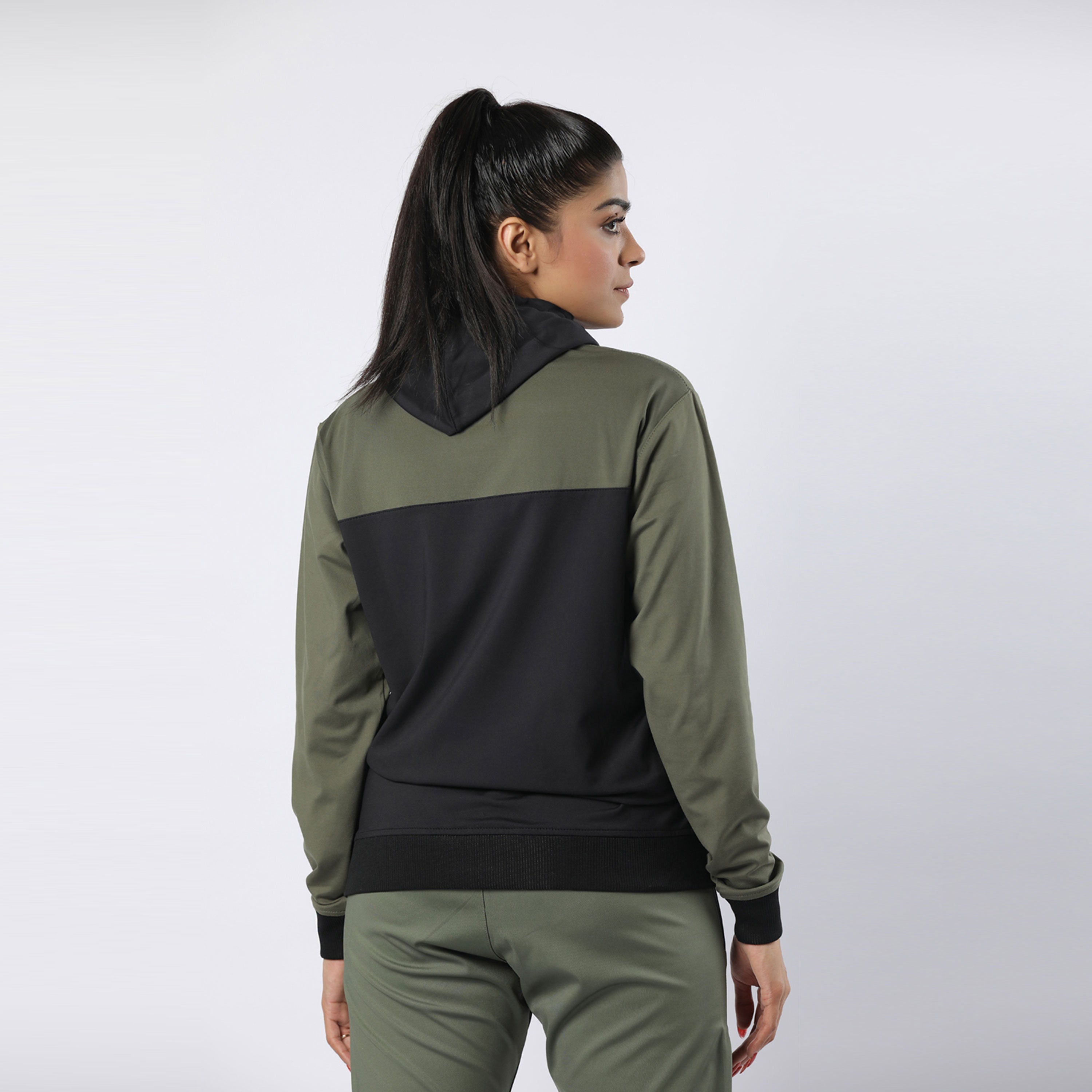 Booster Pull Over Hoodie