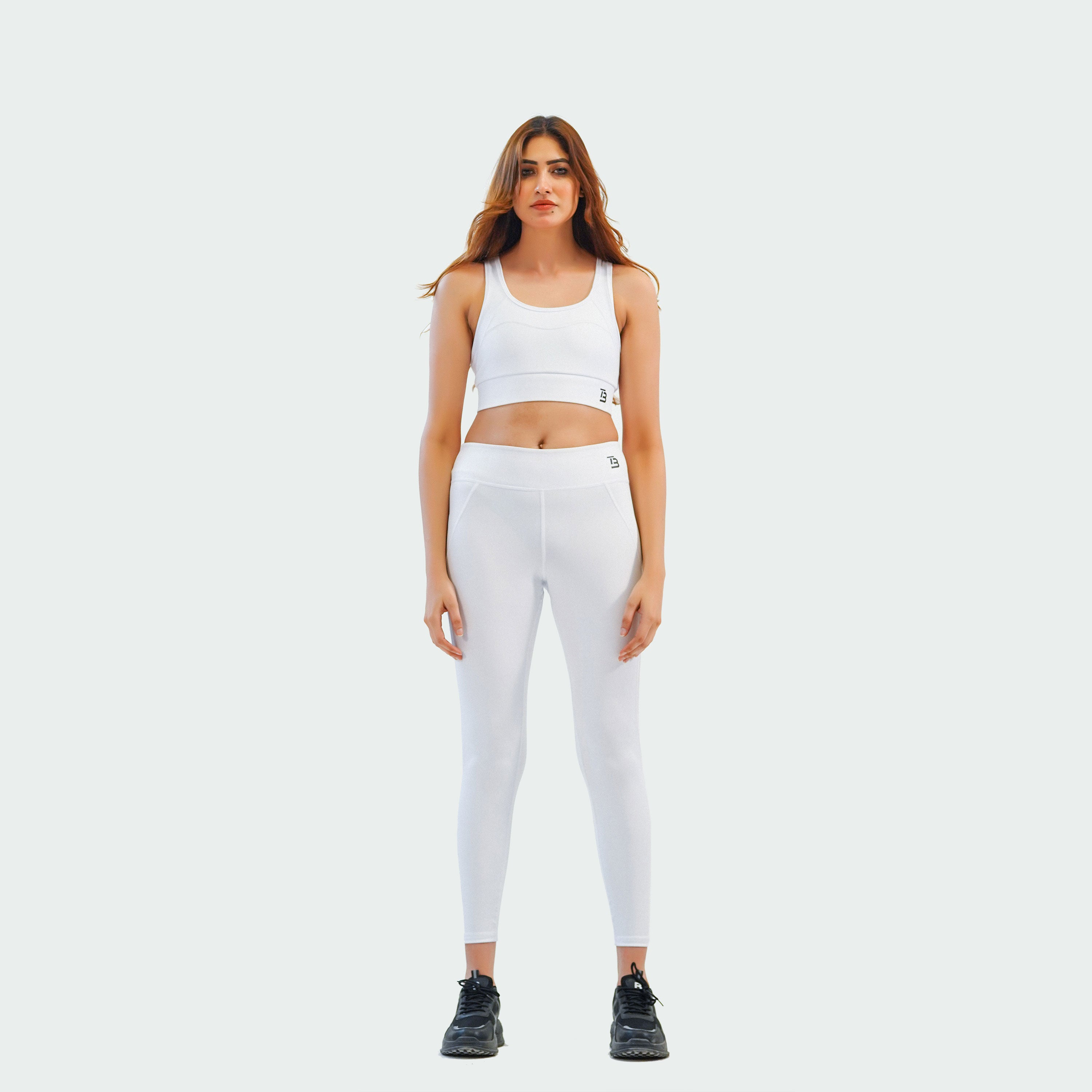 Surve Yoga Set - White